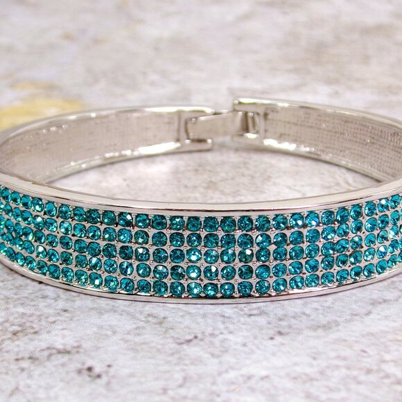 Light blue crystal bangle bracelet, expands open, pave aqua blue crystals - Picture 9 of 11